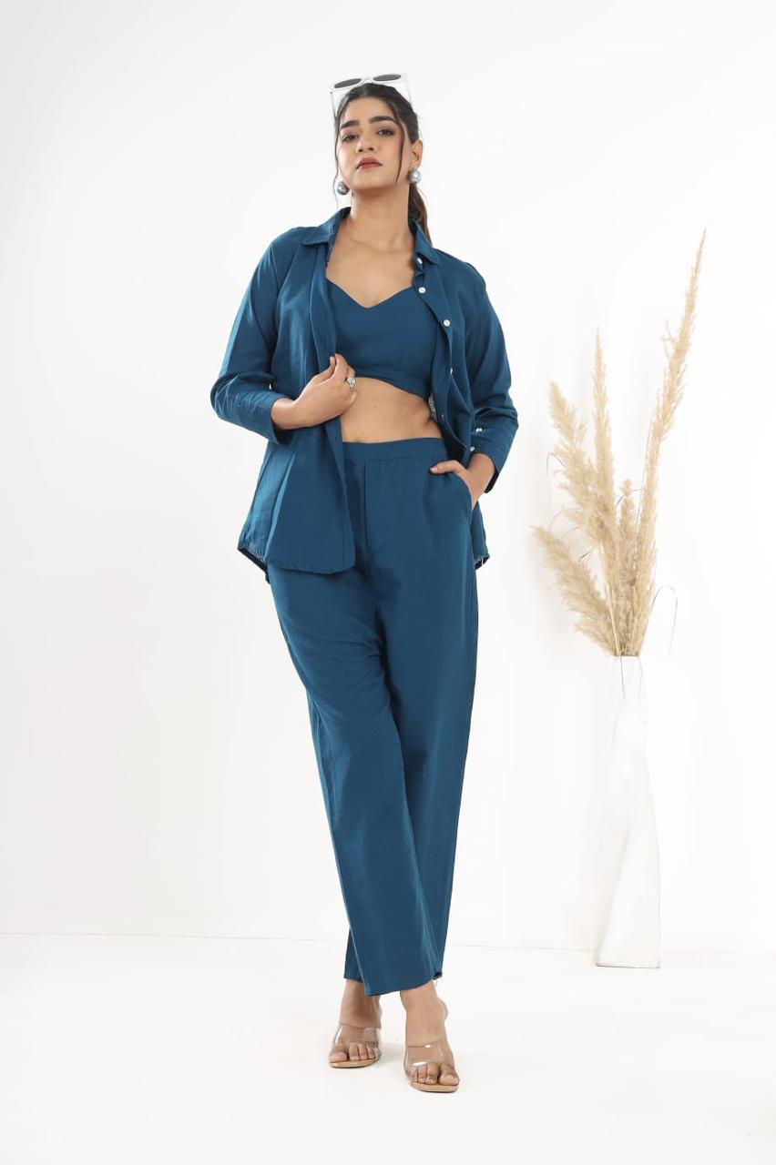 Beautiful Cotton Slub Fabric Inner Top With Opanable Shirt With Pocket Attched Pant