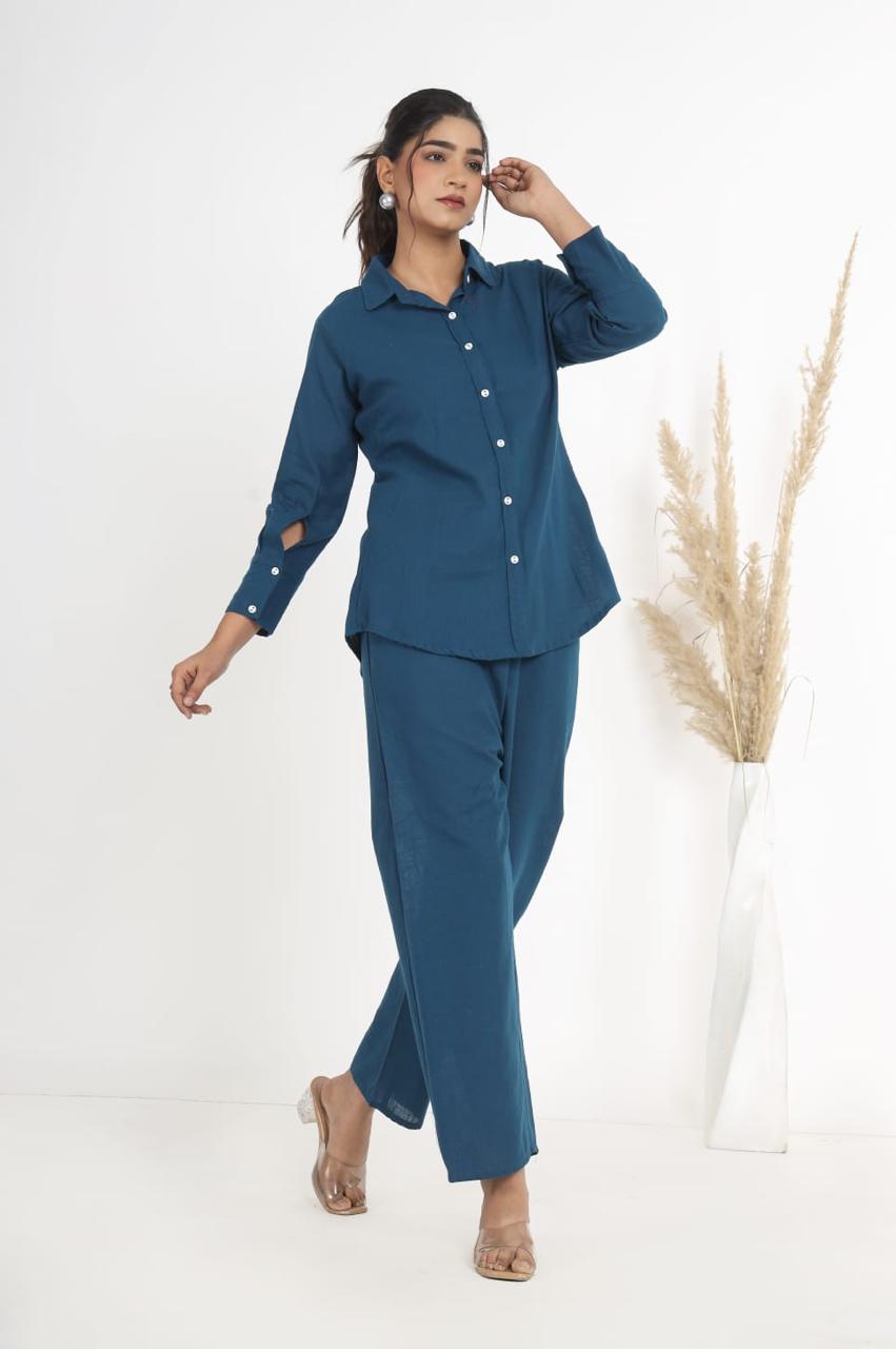Beautiful Cotton Slub Fabric Inner Top With Opanable Shirt With Pocket Attched Pant