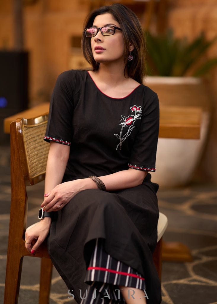 Classy Cotton Flex Black Beauty Kurta With One Side Pocket + Hand Embroidered Work on Yoke And Sleeves Paired With Printed Pant