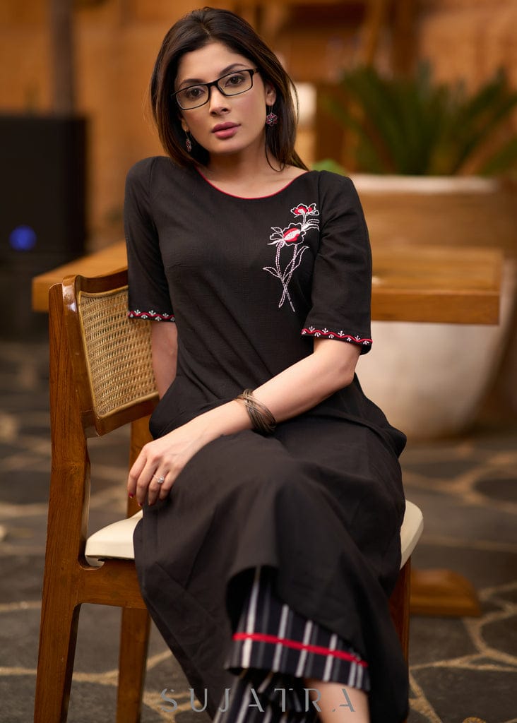 Classy Cotton Flex Black Beauty Kurta With One Side Pocket + Hand Embroidered Work on Yoke And Sleeves Paired With Printed Pant
