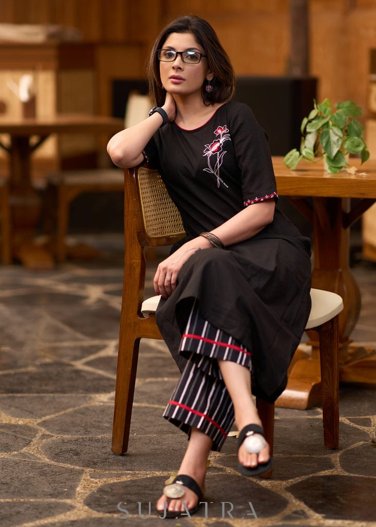 Classy Cotton Flex Black Beauty Kurta With One Side Pocket + Hand Embroidered Work on Yoke And Sleeves Paired With Printed Pant