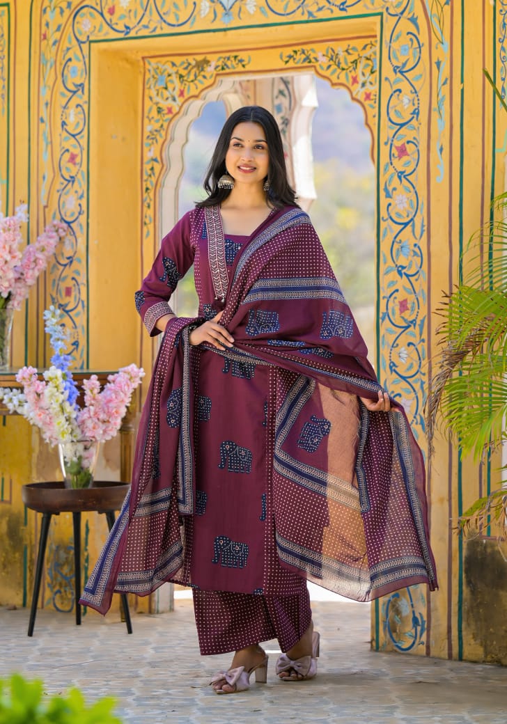 Women Printed Pure Cotton Kurta & Palazzos With Dupatta