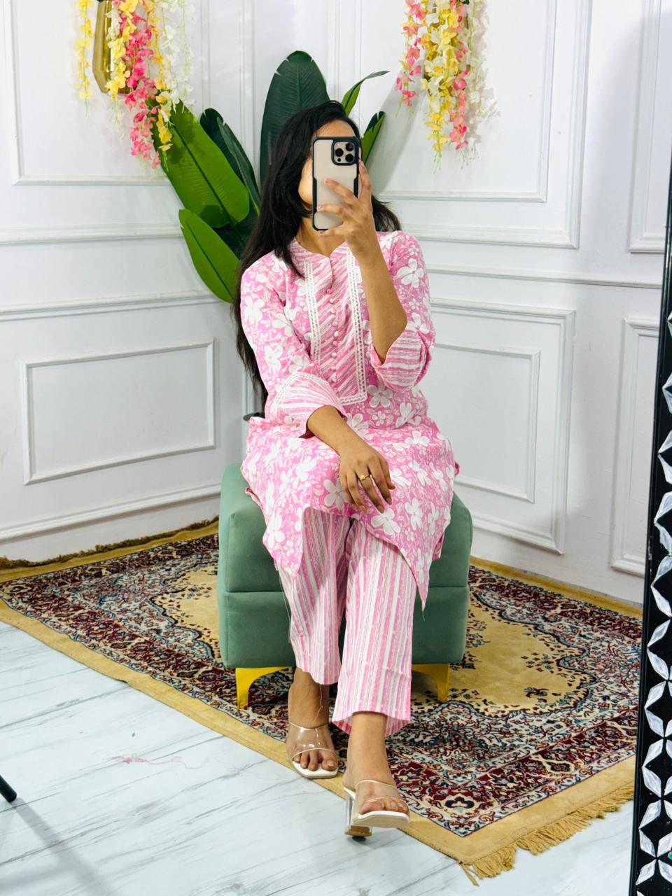 Women Printed Pure Cotton Kurta & Palazzos With Dupatta